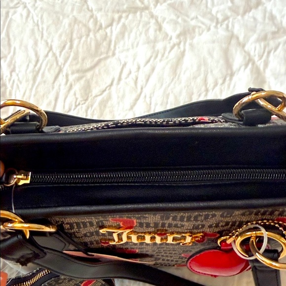Juicy Couture Black and Red Heart Print Tote and matching wristlet set. - Picture 3 of 10